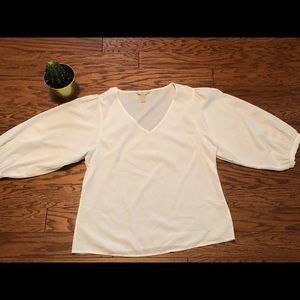 Banana Republic White Balloon Sleeved Blouse